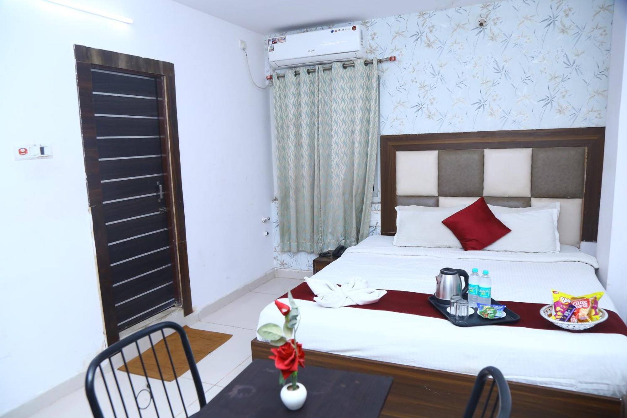 Hotel Mn Grand Shamshabad Airport Zone Hyderabad Kültér fotó
