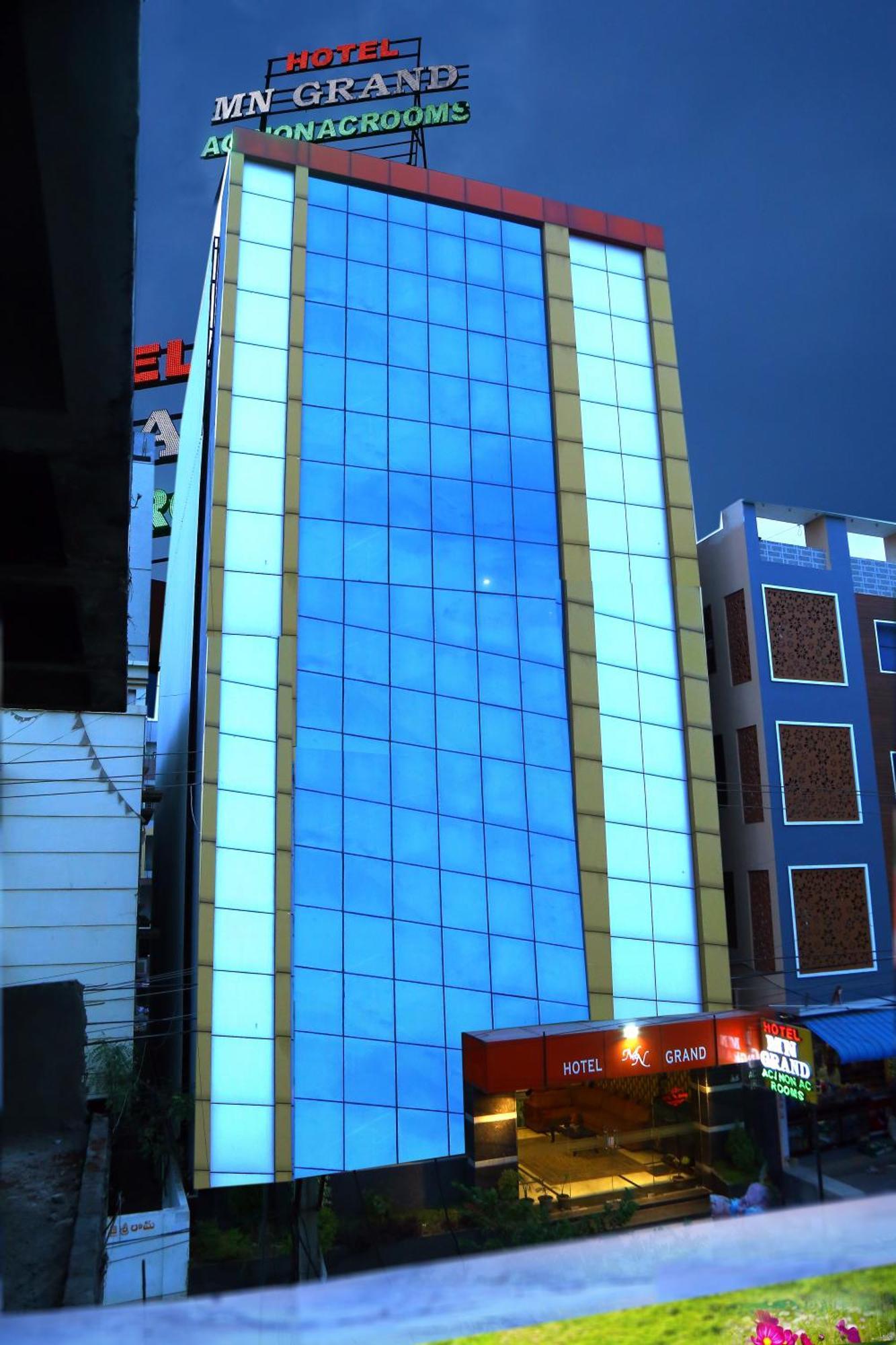 Hotel Mn Grand Shamshabad Airport Zone Hyderabad Kültér fotó